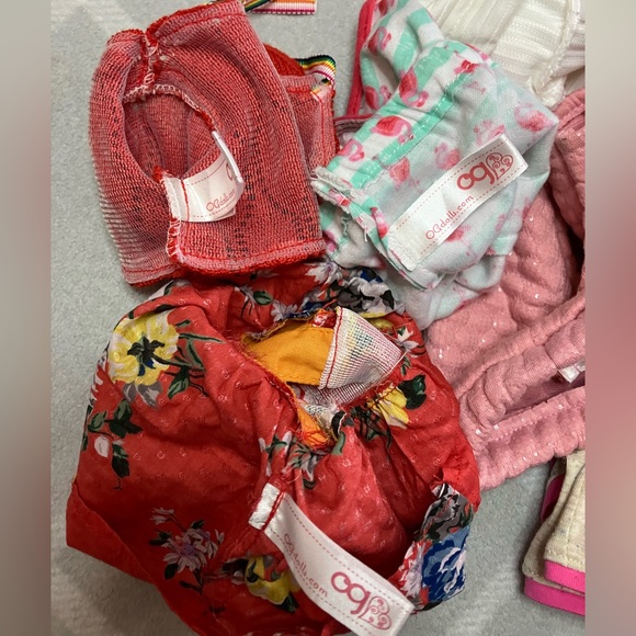 OG Our Generation “18 doll clothes lot - Picture 16 of 16